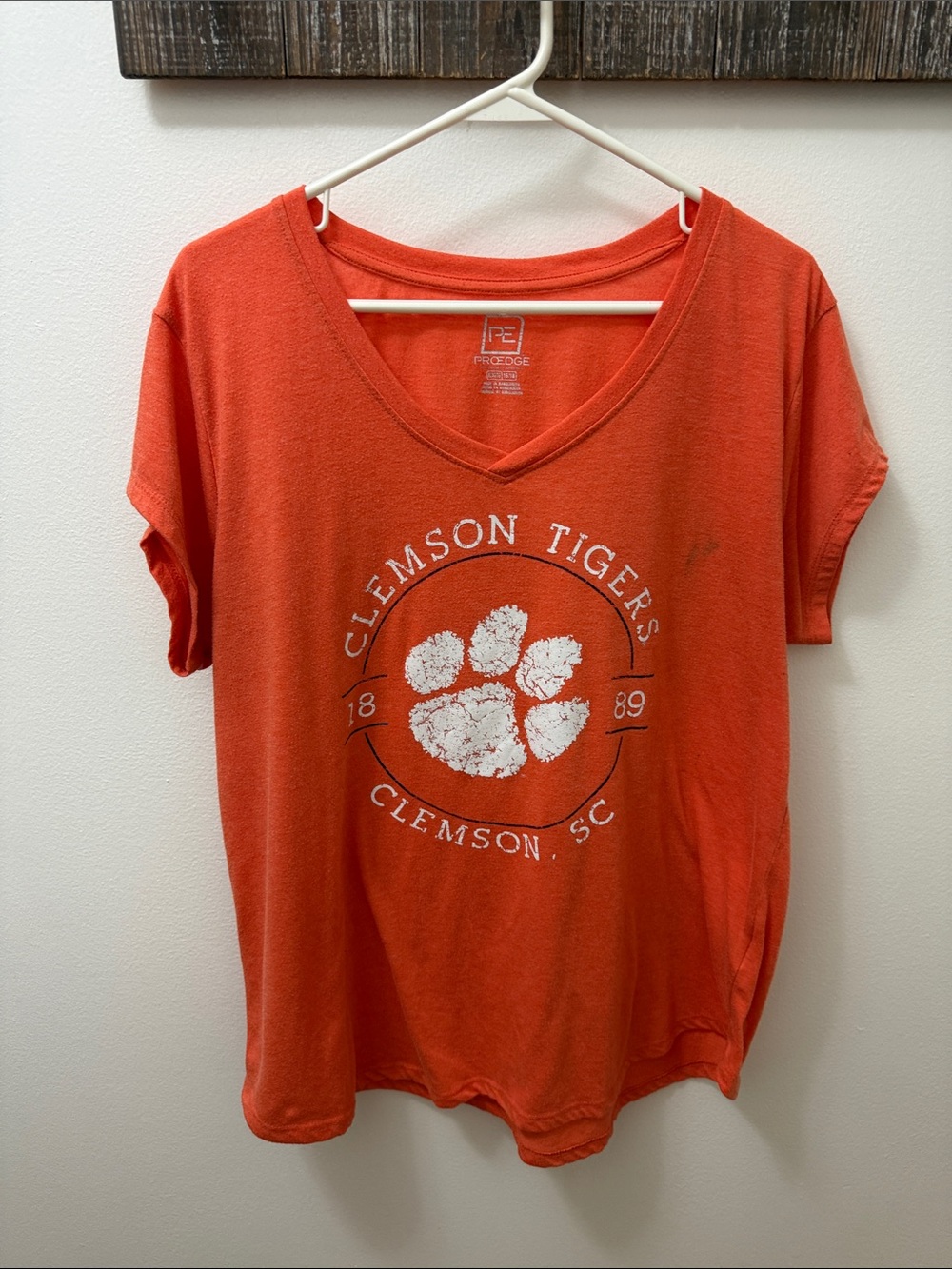 Pro Edge Orange V‑Neck Clemson Tigers Graphic Tee